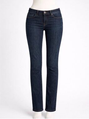 Women's Dark Blue Straight Leg Jeans - size 30